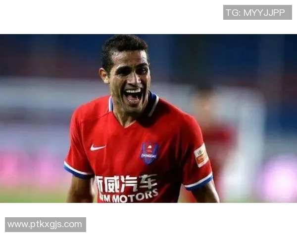 重庆足球队的个人能力揭秘：从技术到战术的全面分析与展望